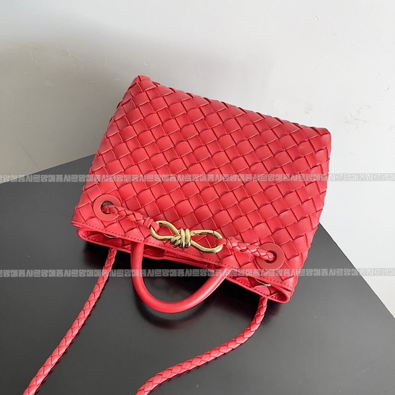 보테가베네타안디아모스몰 20260221-152649-006루.jpg