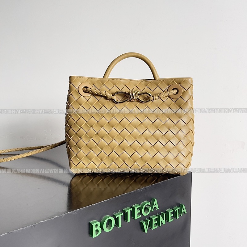 보테가베네타안디아모스몰 20260221-152841-001루.jpg