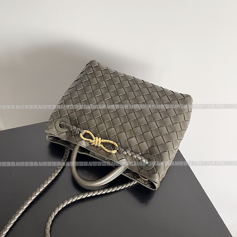 보테가베네타안디아모스몰 20260221-153256-006루.jpg