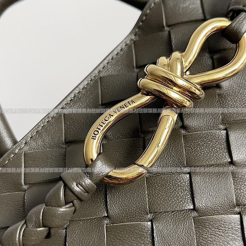 보테가베네타안디아모스몰 20260221-153256-005루.jpg