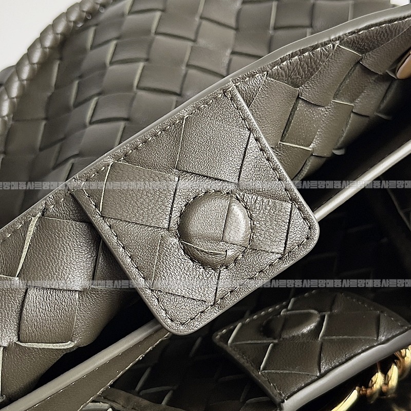 보테가베네타안디아모스몰 20260221-153256-008루.jpg