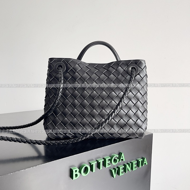 보테가베네타안디아모스몰 20260221-153728-002루.jpg