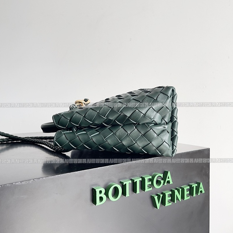 보테가베네타안디아모스몰 20260221-154309-003루.jpg