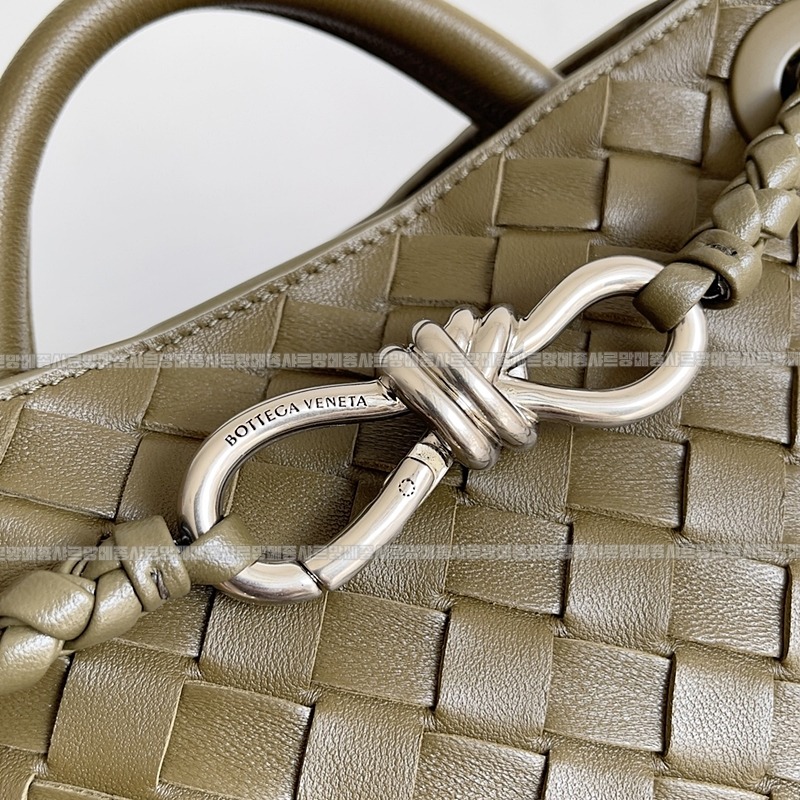 보테가베네타안디아모스몰 20260221-154650-004루.jpg