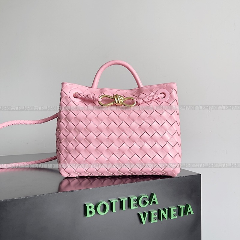 보테가베네타안디아모스몰 20260221-154829-001루.jpg