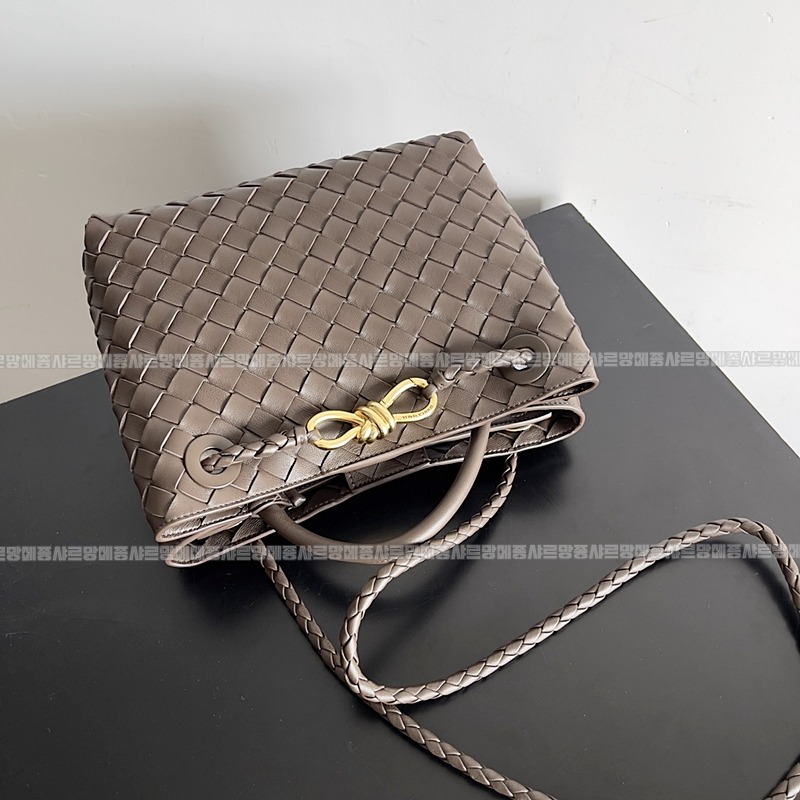 보테가베네타안디아모스몰 20260221-160630-006루.jpg