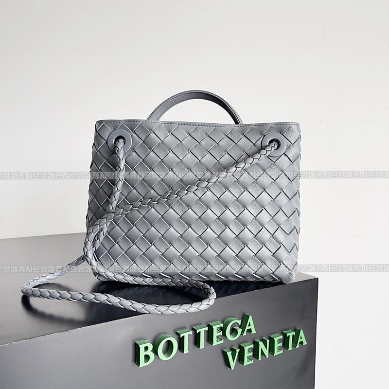 보테가베네타안디아모스몰 20260221-161155-003루.jpg