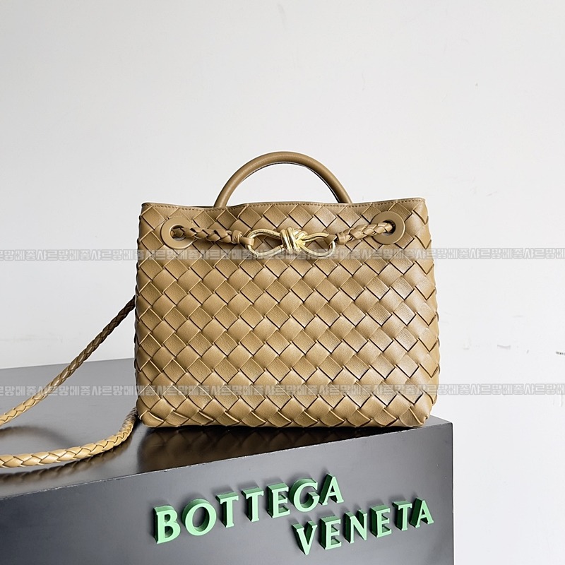 보테가베네타안디아모스몰 20260221-161802-001루.jpg