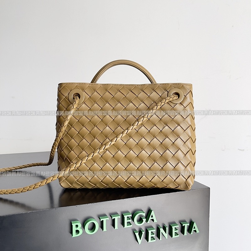 보테가베네타안디아모스몰 20260221-161803-004루.jpg