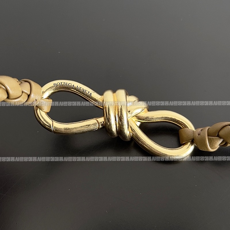 보테가베네타안디아모스몰 20260221-161803-006루.jpg