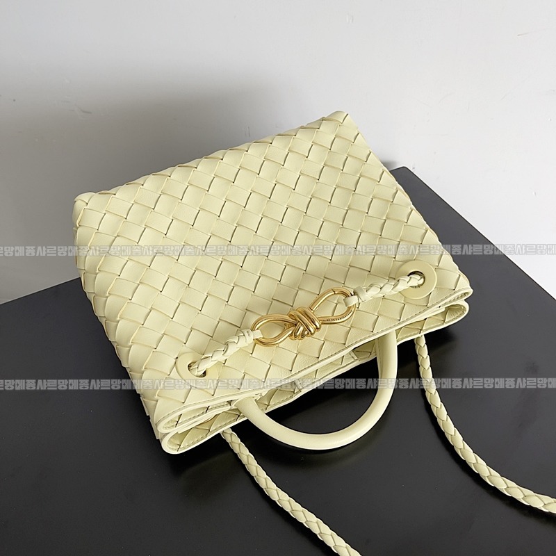 보테가베네타안디아모스몰 20260221-162634-004루.jpg