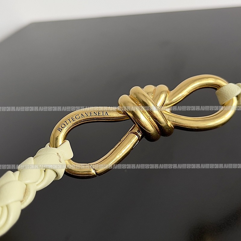 보테가베네타안디아모스몰 20260221-162634-005루.jpg