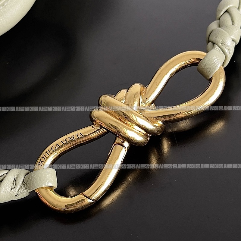 보테가베네타안디아모스몰 20260221-164008-006루.jpg