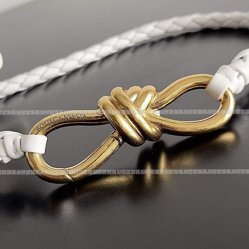 보테가베네타안디아모스몰 20260221-164145-006루.jpg