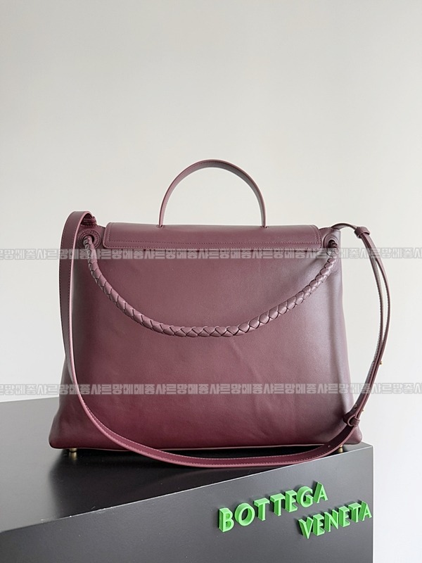 보테가베네타차오차오라지 20260221-164451-002루.jpg