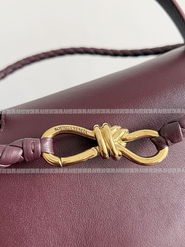 보테가베네타차오차오라지 20260221-164452-006루.jpg