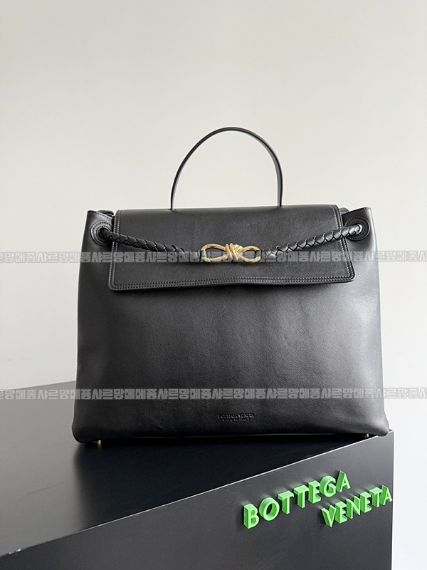 보테가베네타차오차오라지 20260221-164738-001루.jpg