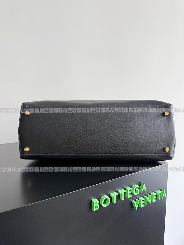 보테가베네타차오차오라지 20260221-164738-004루.jpg