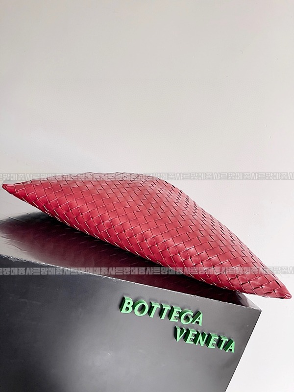 보테가베네타라지홉 20260221-173722-009루.jpg