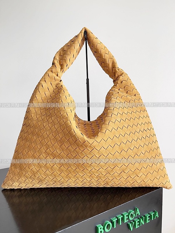 보테가베네타라지홉 20260221-174045-001루.jpg