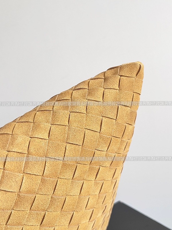 보테가베네타라지홉 20260221-174045-004루.jpg