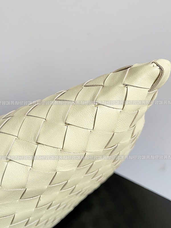 보테가베네타라지홉 20260221-174646-003루.jpg