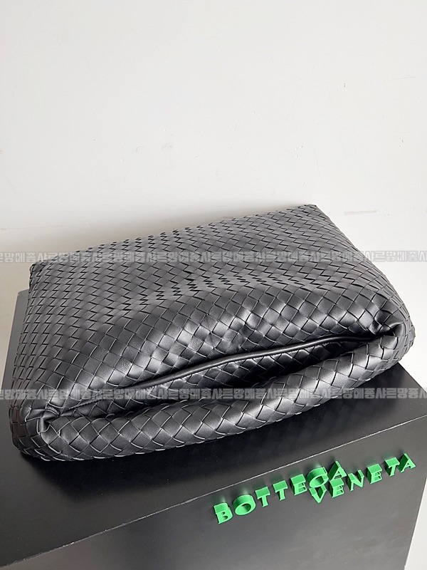 보테가베네타라지홉 20260221-174853-003루.jpg