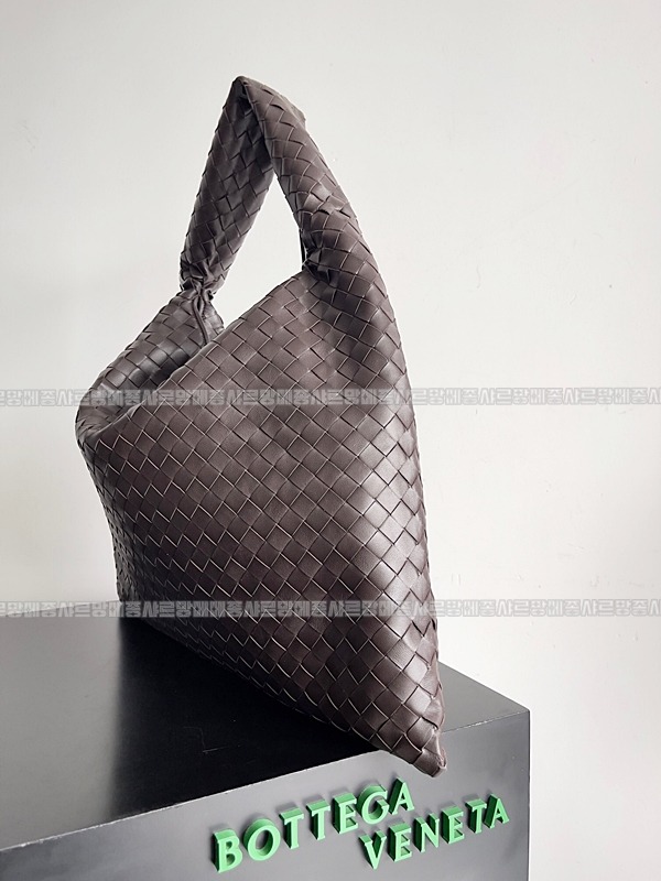 보테가베네타라지홉 20260221-175121-002루.jpg