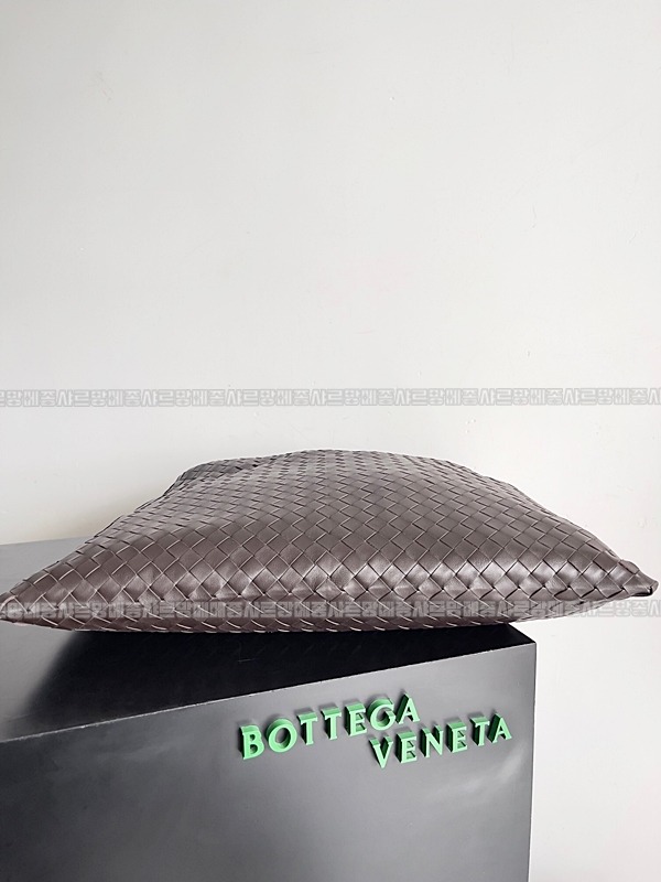 보테가베네타라지홉 20260221-175121-005루.jpg