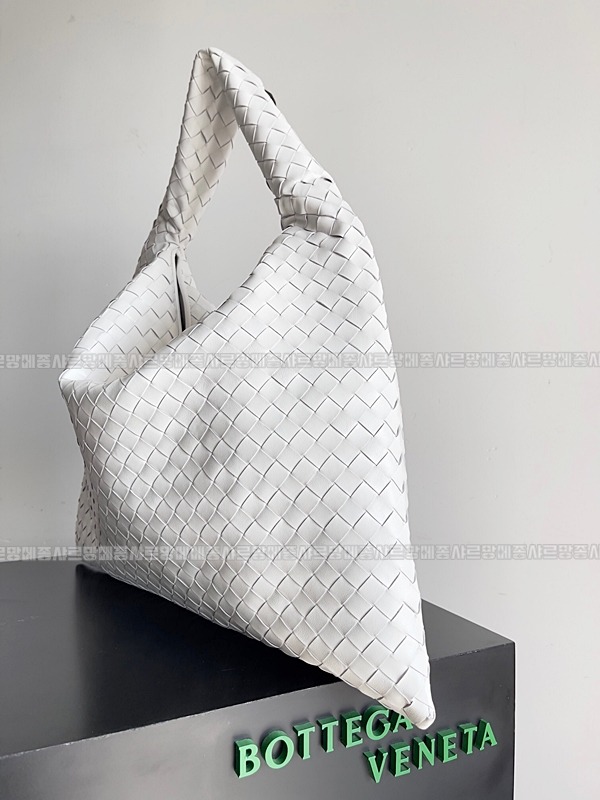 보테가베네타라지홉 20260221-175459-002루.jpg