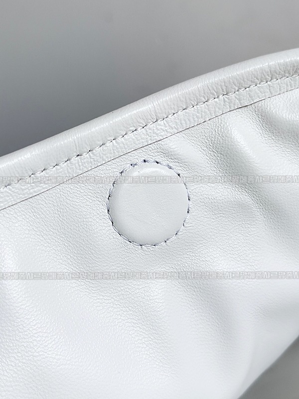 보테가베네타라지홉 20260221-175500-008루.jpg