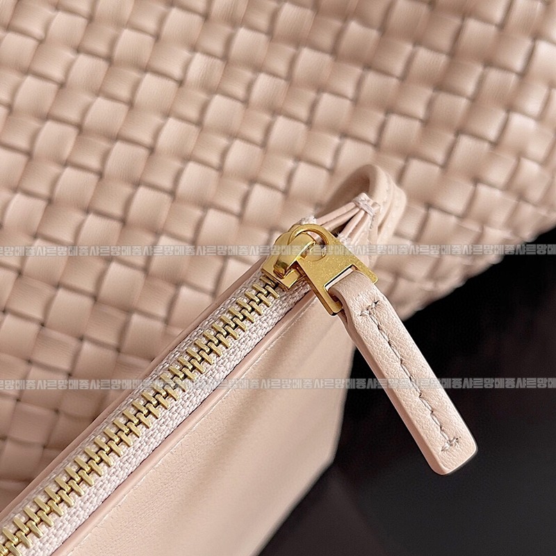 보테가베네타까바특대 20260222-103302-006루.jpg