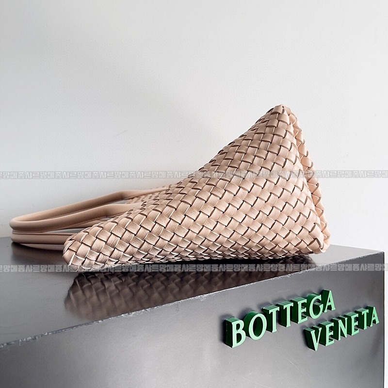 보테가베네타까바특대 20260222-103302-005루.jpg