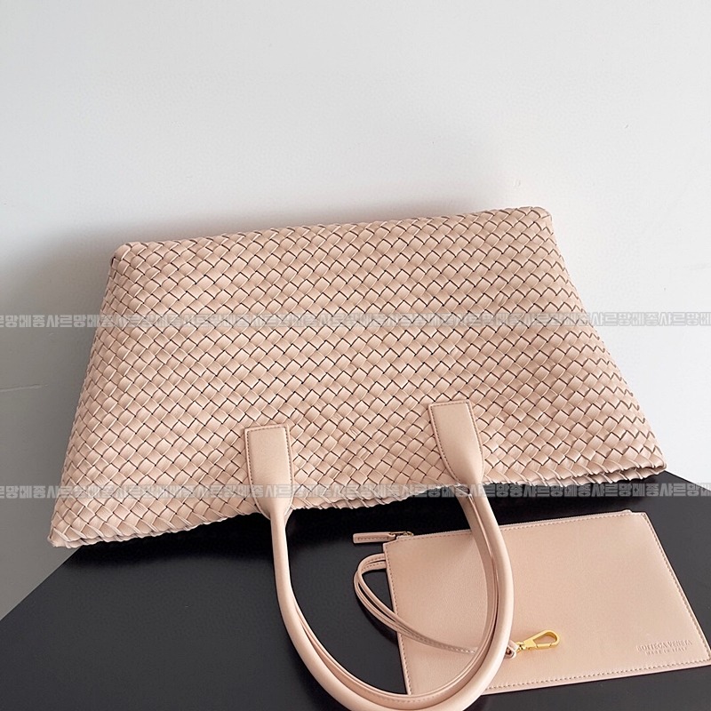 보테가베네타까바특대 20260222-103303-008루.jpg