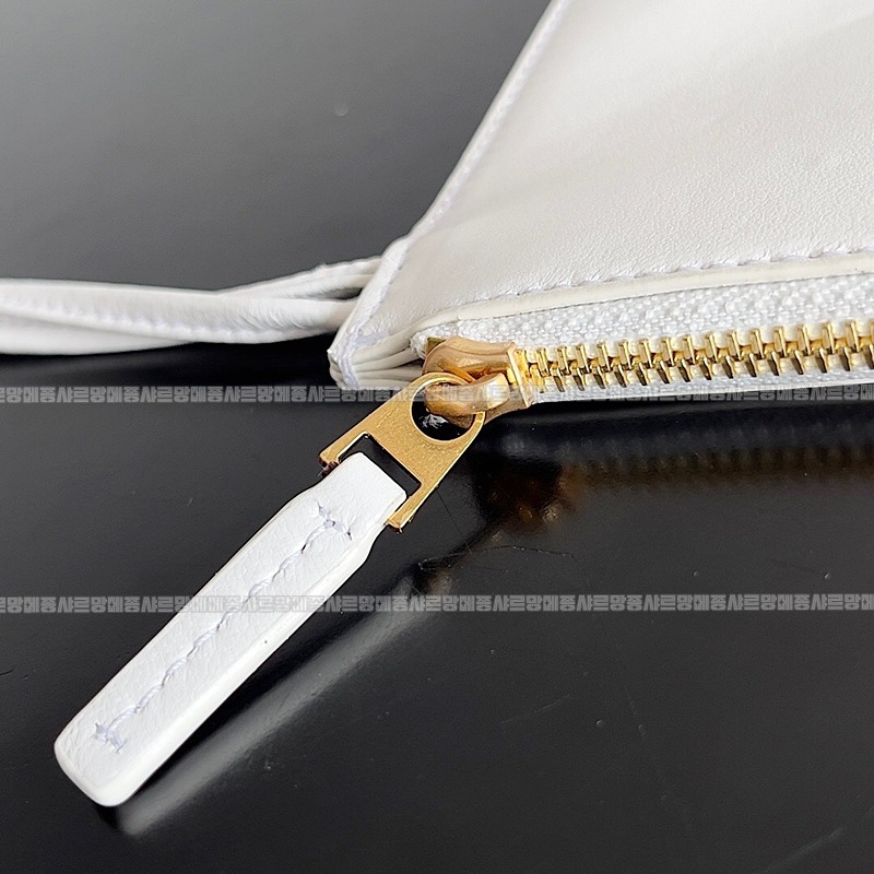 보테가베네타까바특대 20260222-103539-006루.jpg