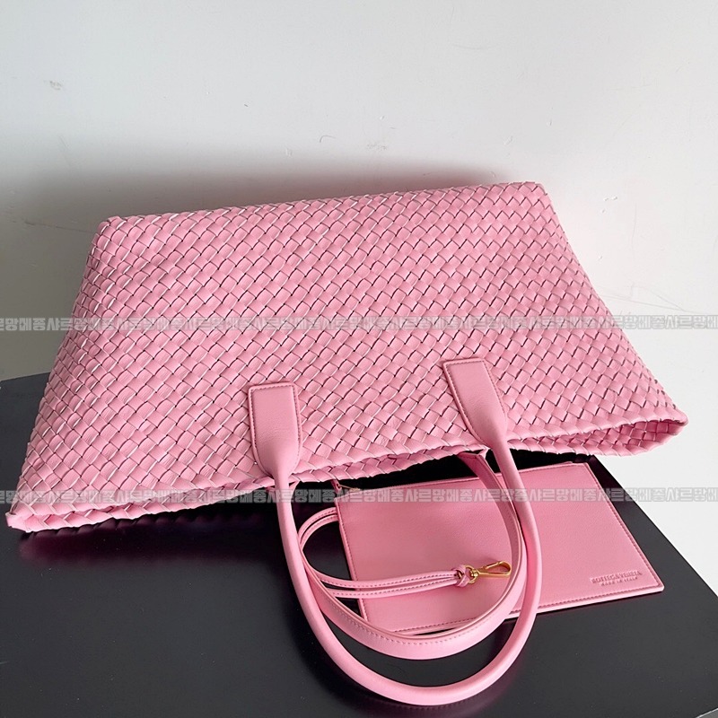 보테가베네타까바특대 20260222-103852-005루.jpg