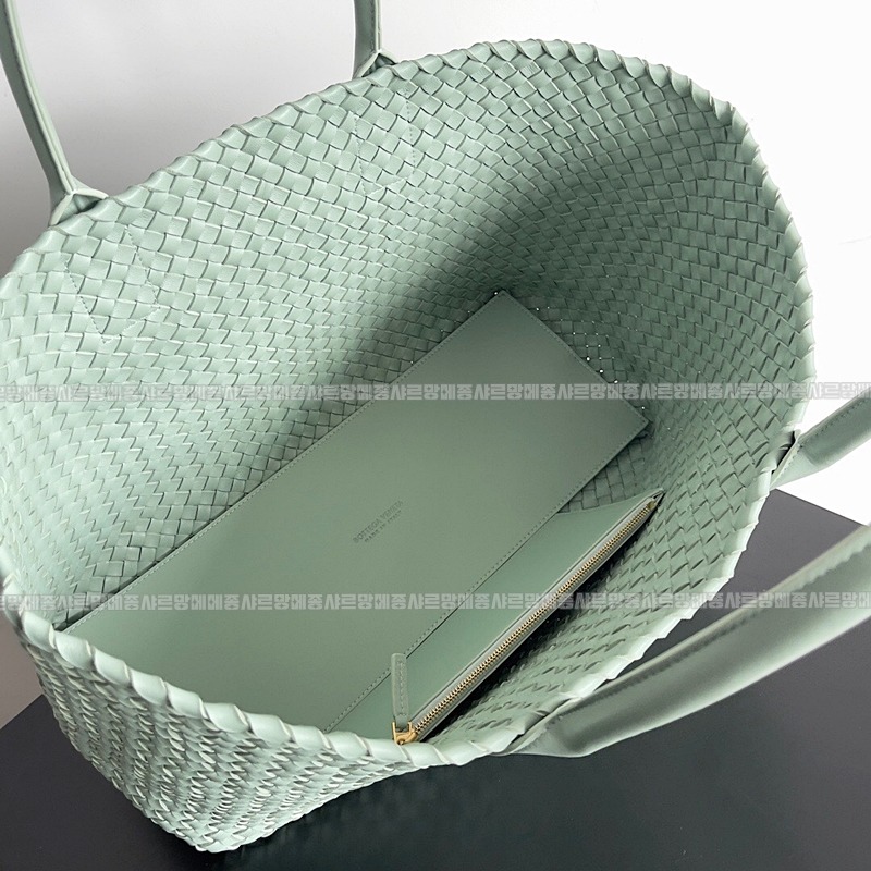 보테가베네타까바특대 20260222-104325-009루.jpg