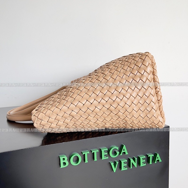 보테가베네타까바특대 20260222-104730-003루.jpg