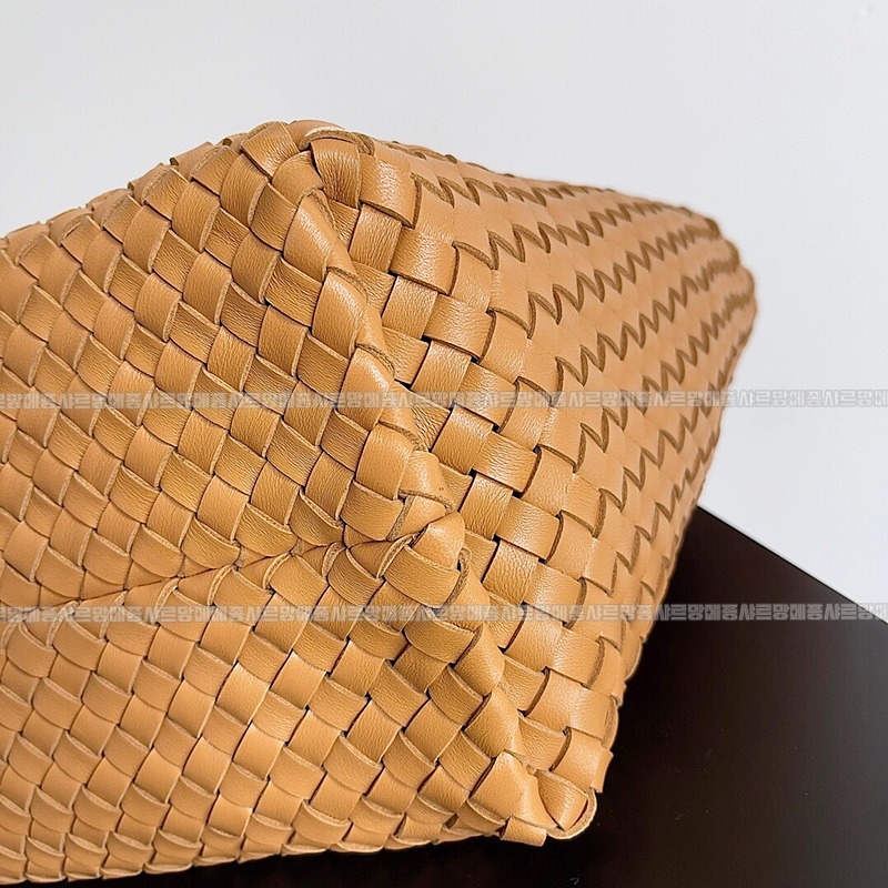 보테가베네타까바특대 20260222-110259-008루.jpg