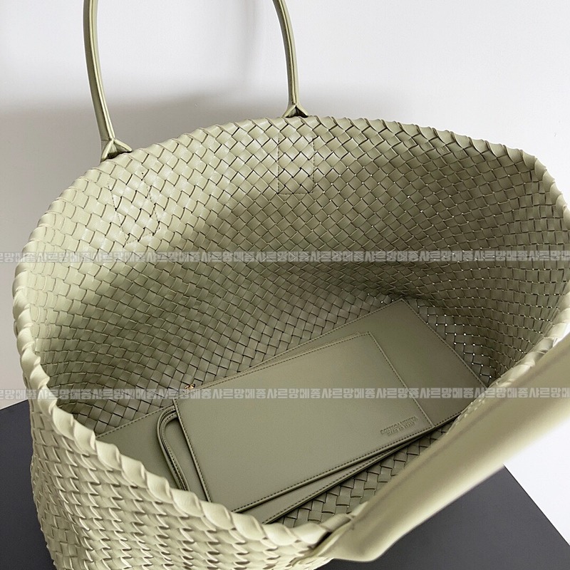 보테가베네타까바특대 20260222-110522-007루.jpg