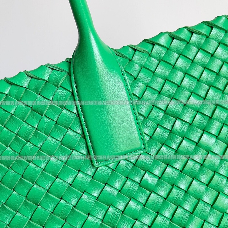 보테가베네타까바특대 20260222-121938-007루.jpg