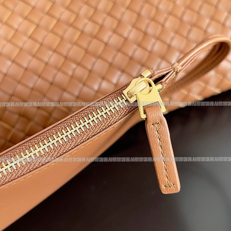 보테가베네타까바특대 20260222-122500-007루.jpg