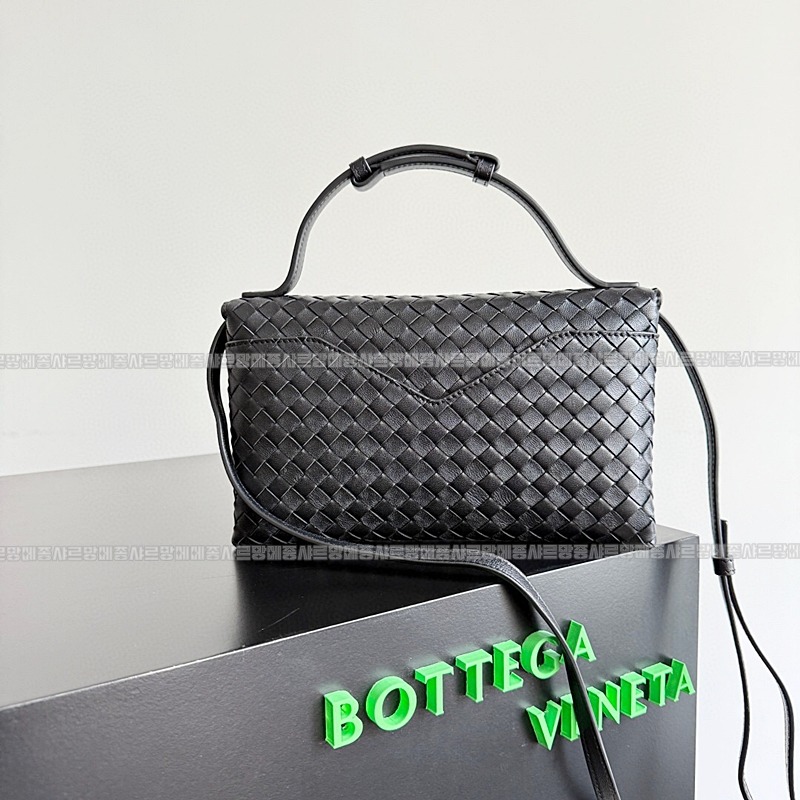보테가베네타놋락핸드백 20260222-125520-002루.jpg