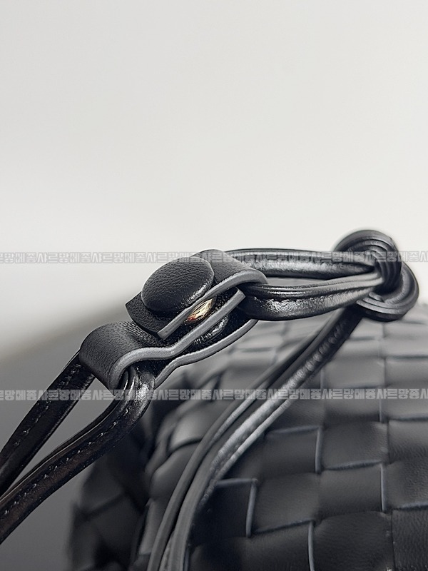 보테가베네타더스트백미디움 20260222-143423-004루.jpg