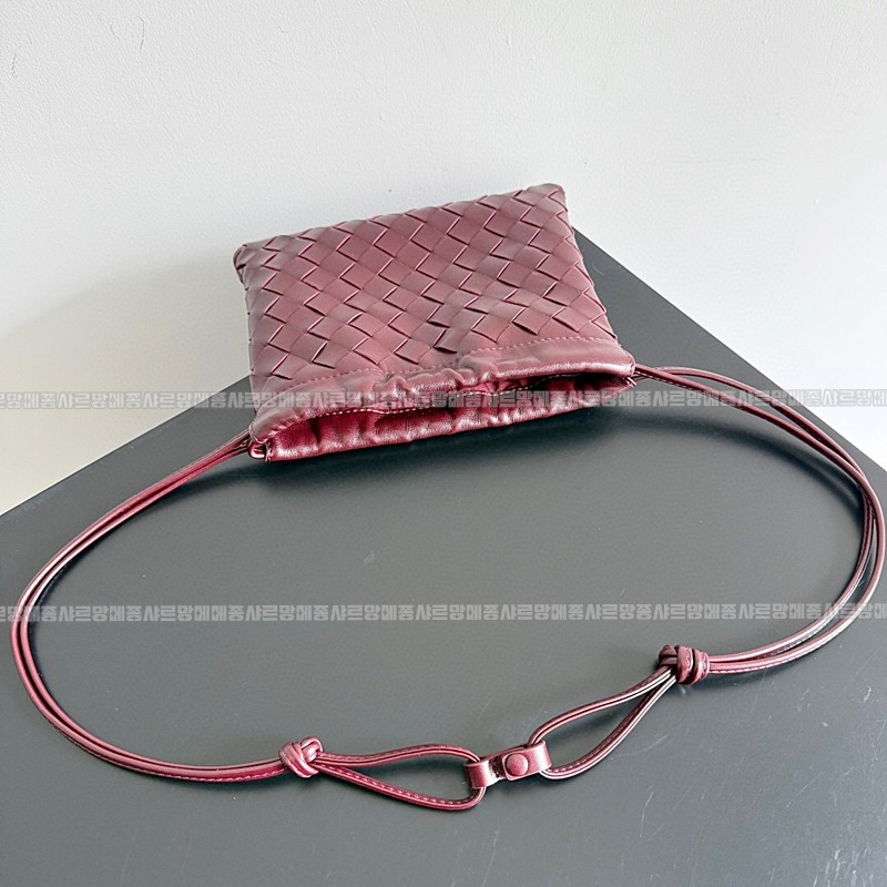 보테가베네타더스트백스몰 20260222-144302-009루.jpg