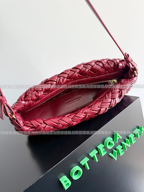 보테가베네타칼리메로차차 20260222-145406-009루.jpg