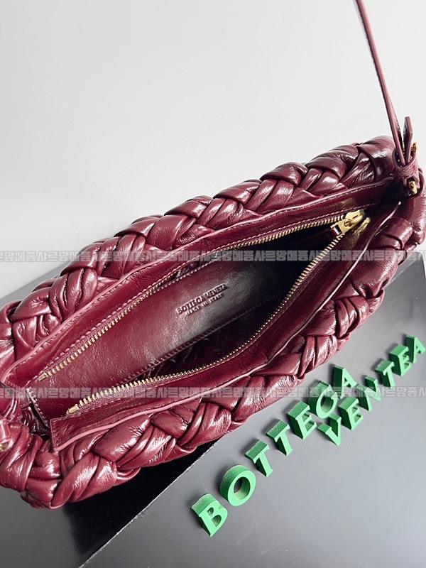 보테가베네타칼리메로차차 20260222-145721-009루.jpg