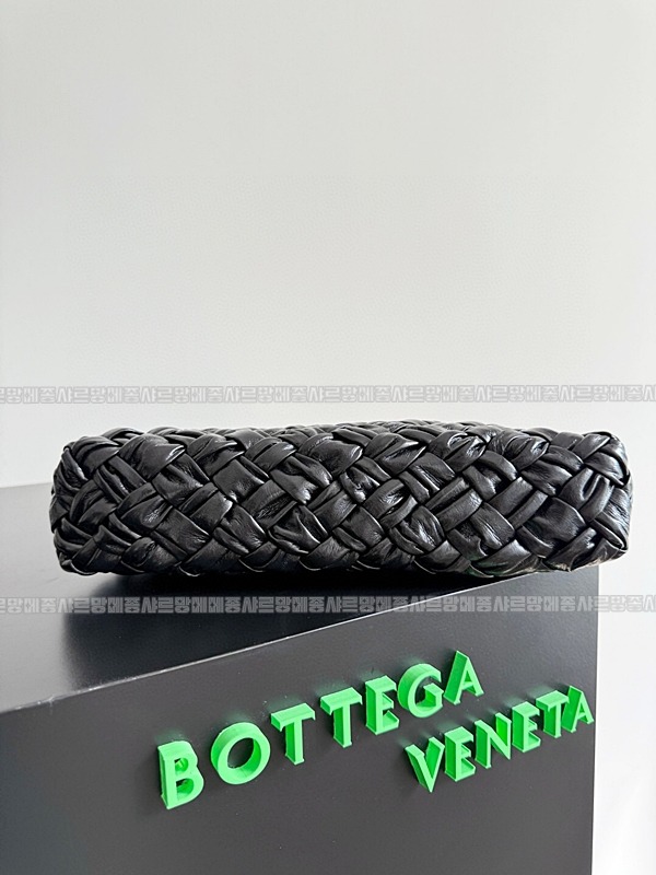 보테가베네타칼리메로차차 20260222-145848-002루.jpg