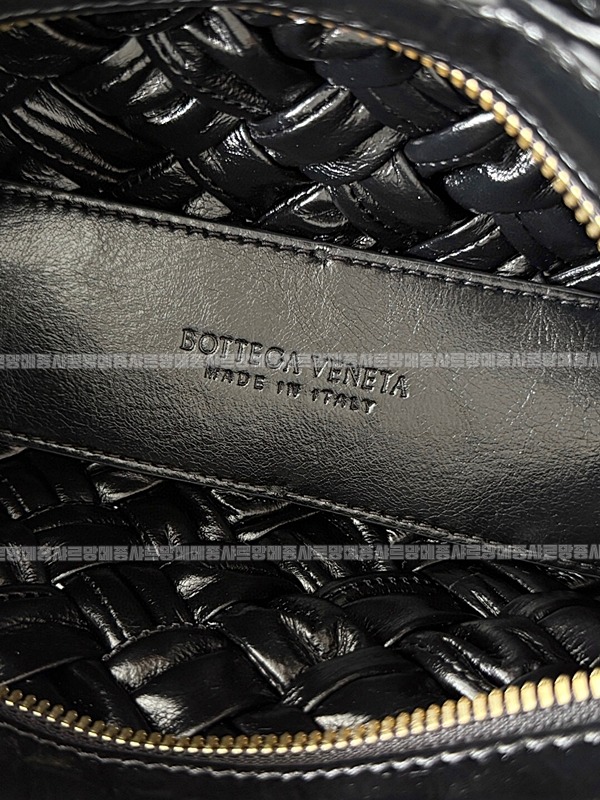 보테가베네타칼리메로차차 20260222-145849-008루.jpg