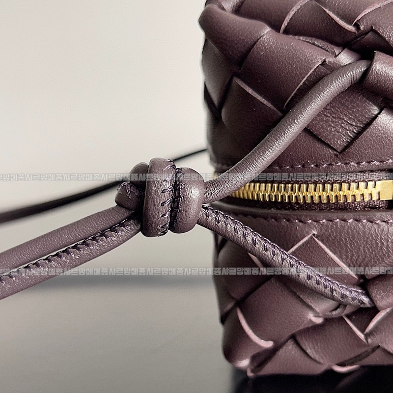 보테가베네타루프카메라백스몰 20260222-152908-007루.jpg